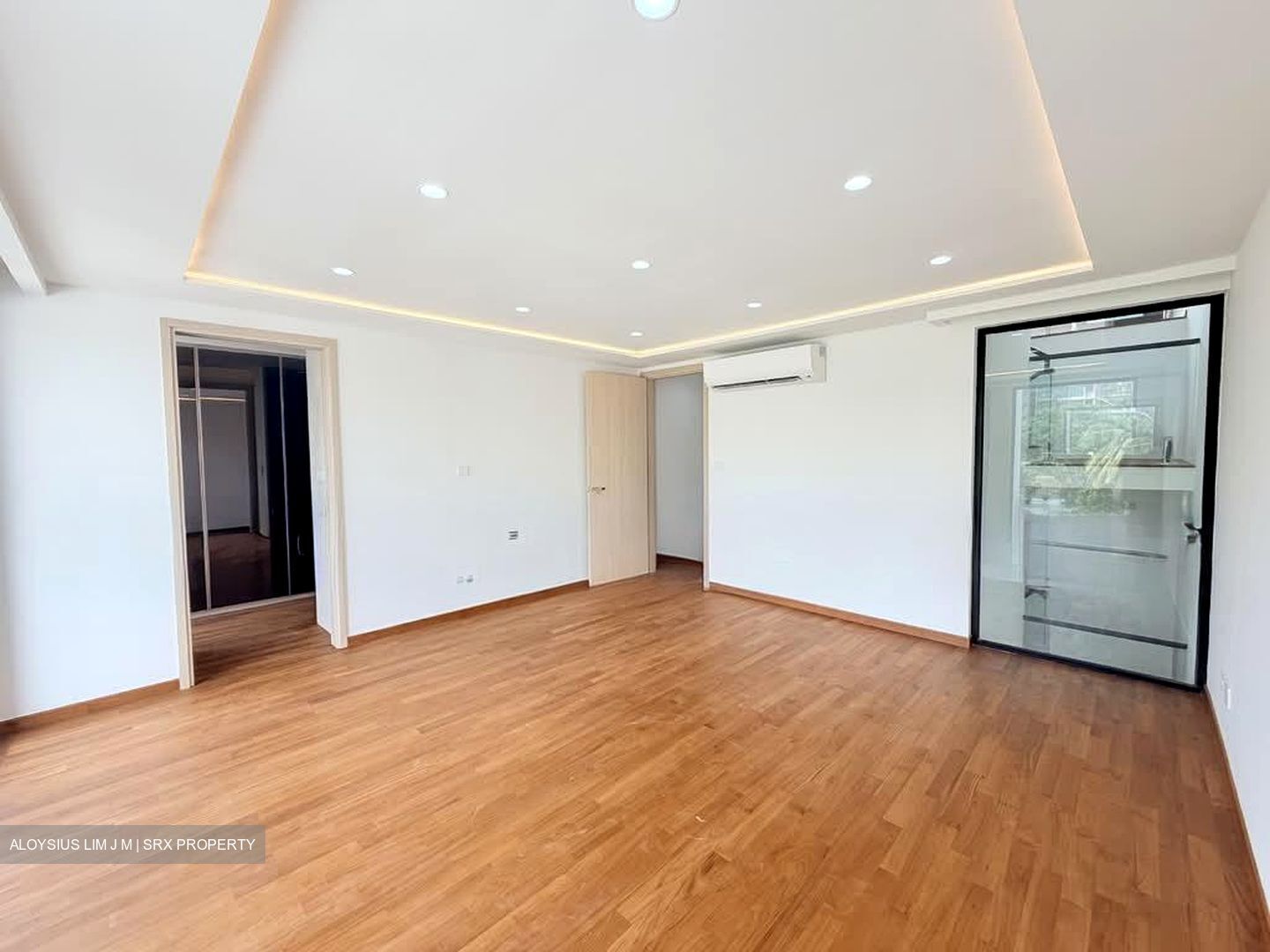 Lucky Hills (D16), Terrace #559077411